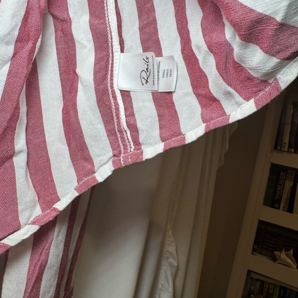 Rails Maroon White Striped Tie-Front Button Down Shirt Size S - Picture 4 of 6